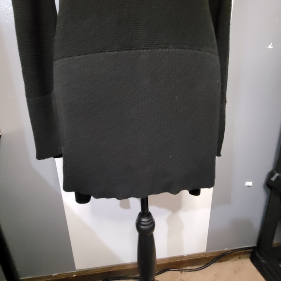 Free People Criss Cross front long sleeve black sweater women size small - Picture 3 of 10